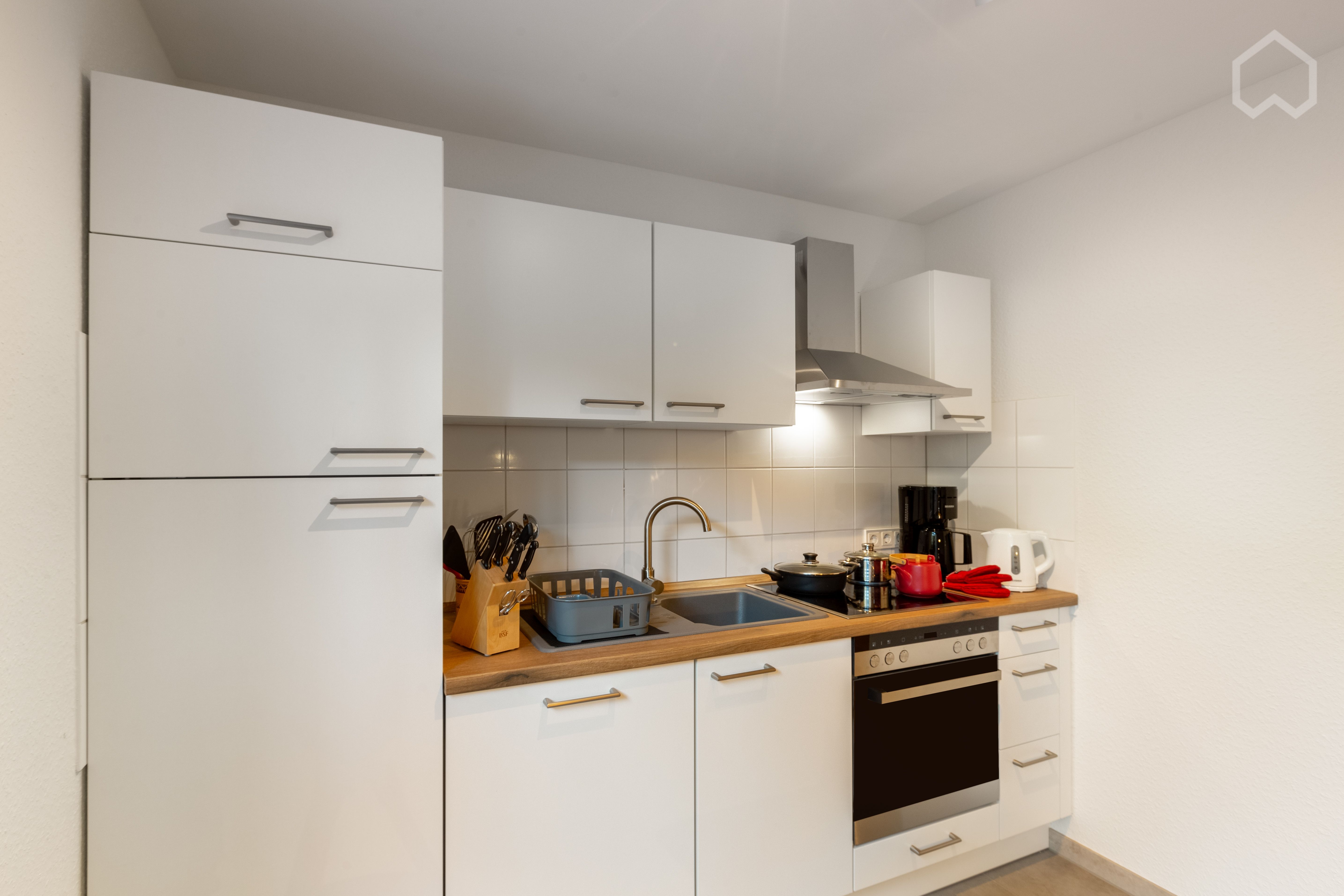 All-Inclusive 2-Room Apartment (54 Sqm), Located Close To Bonn City Center—offering You Relaxed, Qui - All-inclusive 2-room apartment (54 sqm), located close to Bonn city center—offering you relaxed, quiet privacy—featuring comfortable furnishings, a clean design, and fast Wi-Fi - Gallery - 13