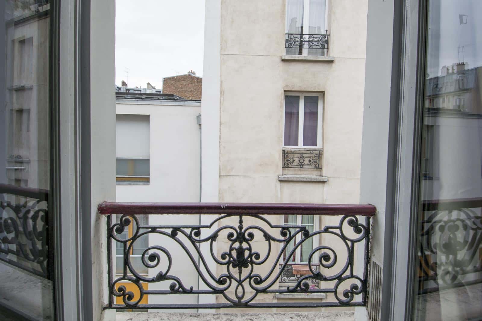  Chambre Dans Passage Kracher, Paris Avec 26 Chambres  -  Chambre dans Passage Kracher, Paris avec 26 chambres  - Gallery -  11