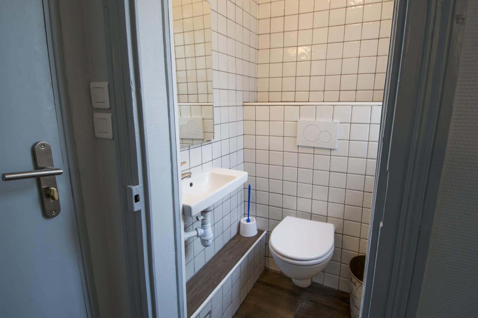  Chambre Dans Passage Kracher, Paris Avec 26 Chambres  -  Chambre dans Passage Kracher, Paris avec 26 chambres  - Gallery -  10