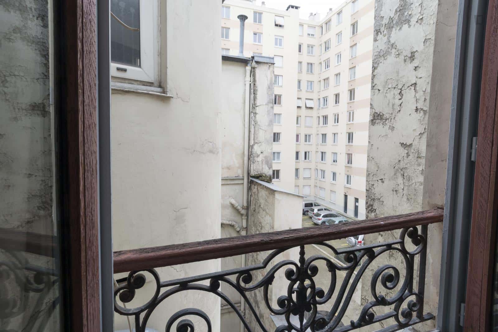  Chambre Dans Passage Kracher, Paris Avec 26 Chambres  -  Chambre dans Passage Kracher, Paris avec 26 chambres  - Gallery -  8