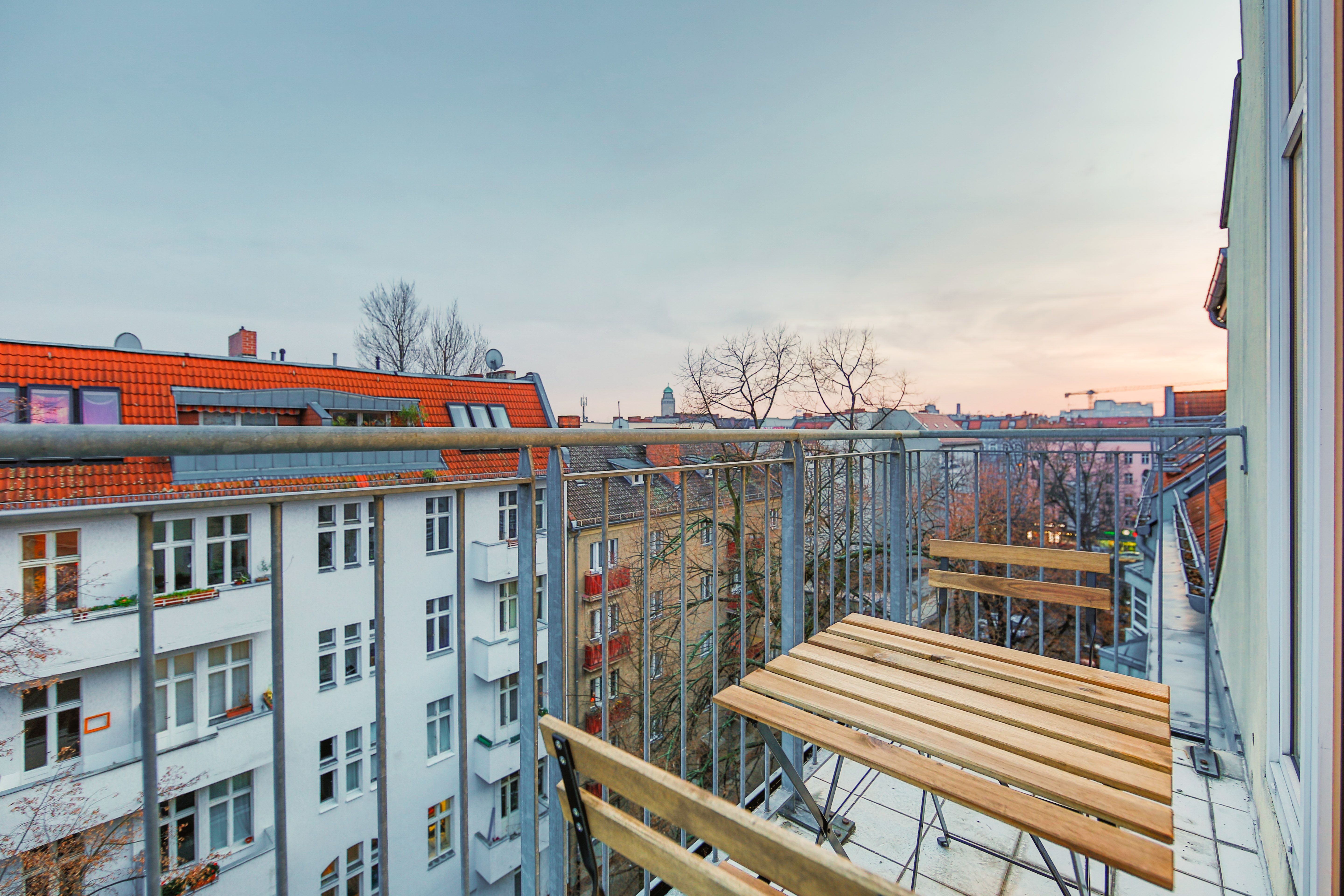  Comfortable, Fully Furnished Studio  -  Comfortable, fully furnished studio  - Gallery -  13