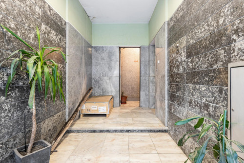 Cosy and pleasant modern double bedroom with window near IST/ Campo Pequeno