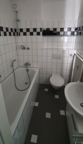 Stylish Apartment with Balcony in Düsseldorf-Düsseltal