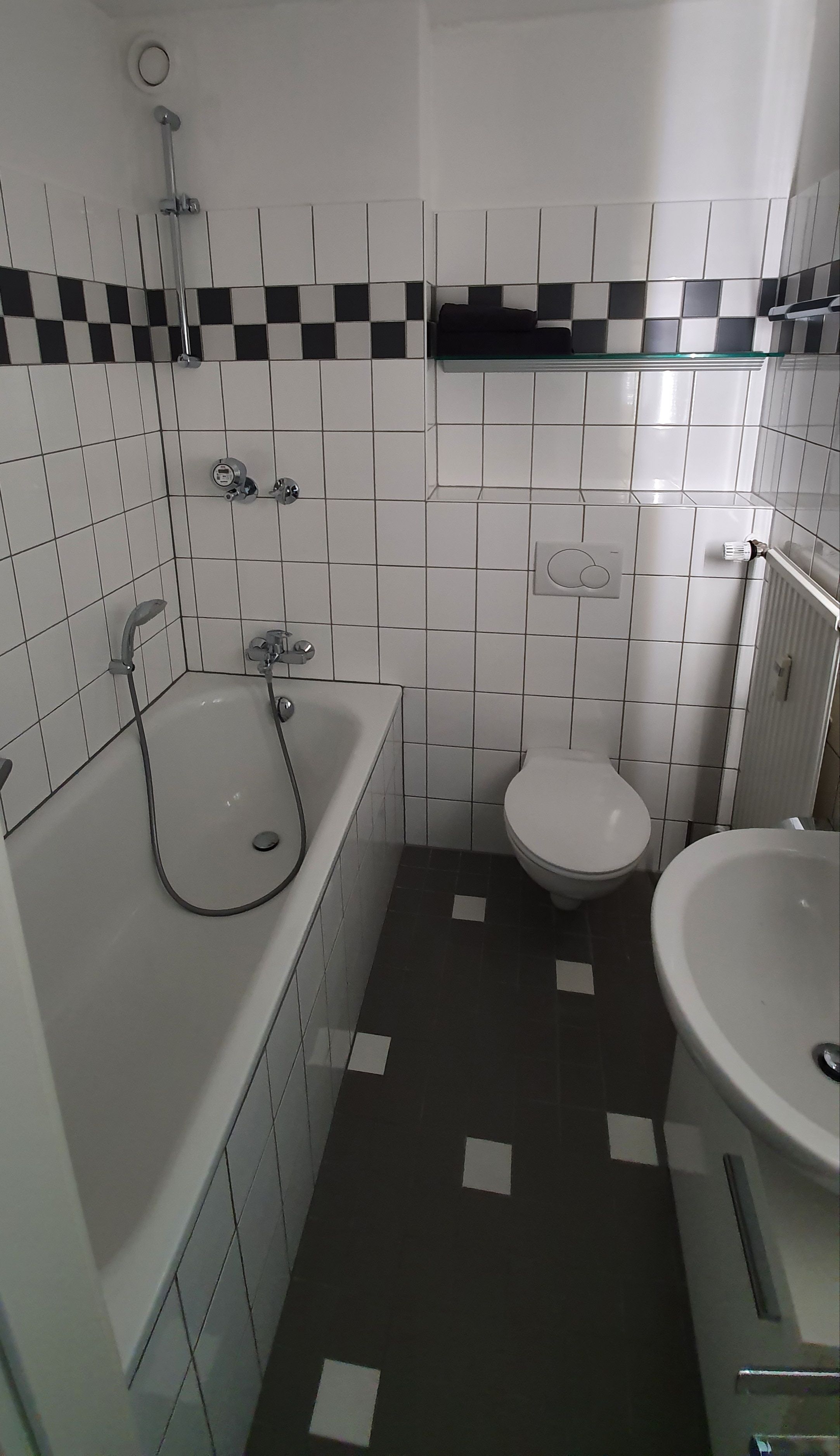  Stylish Apartment With Balcony In Düsseldorf-Düsseltal  -  Stylish Apartment with Balcony in Düsseldorf-Düsseltal  - Gallery -  1