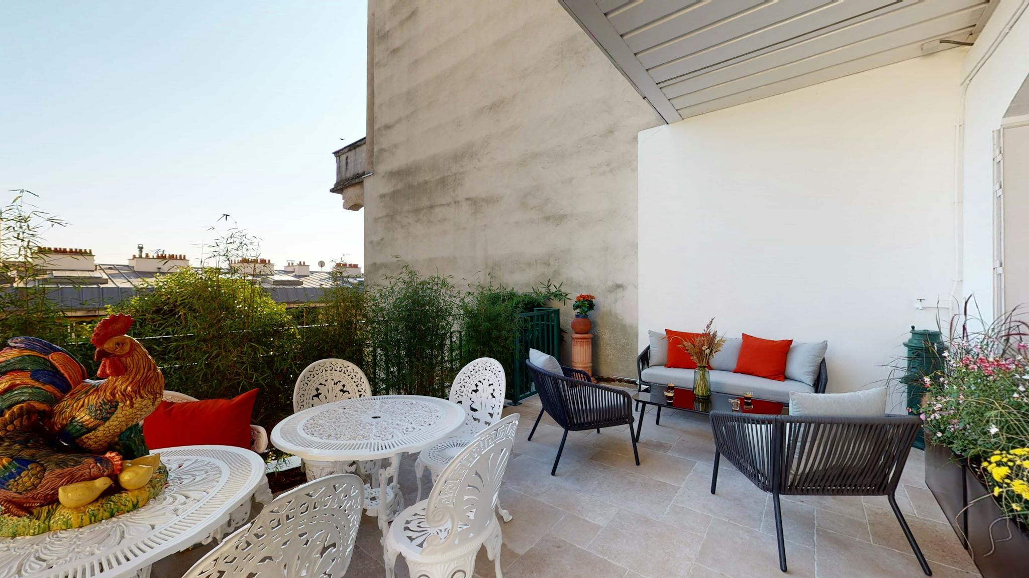  Private Room  -  Rue Lamarck, Paris  - Gallery -  1