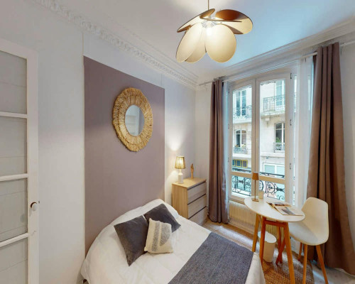 Rue Euryale Dehaynin, Paris