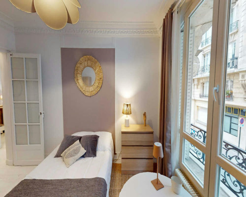 Rue Euryale Dehaynin, Paris