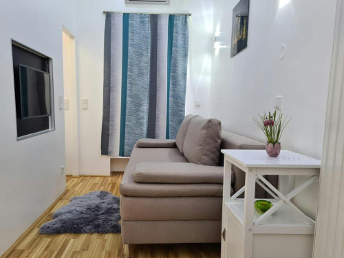 Goldschlagstraße, Vienna