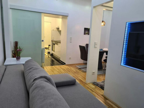 Goldschlagstraße, Vienna