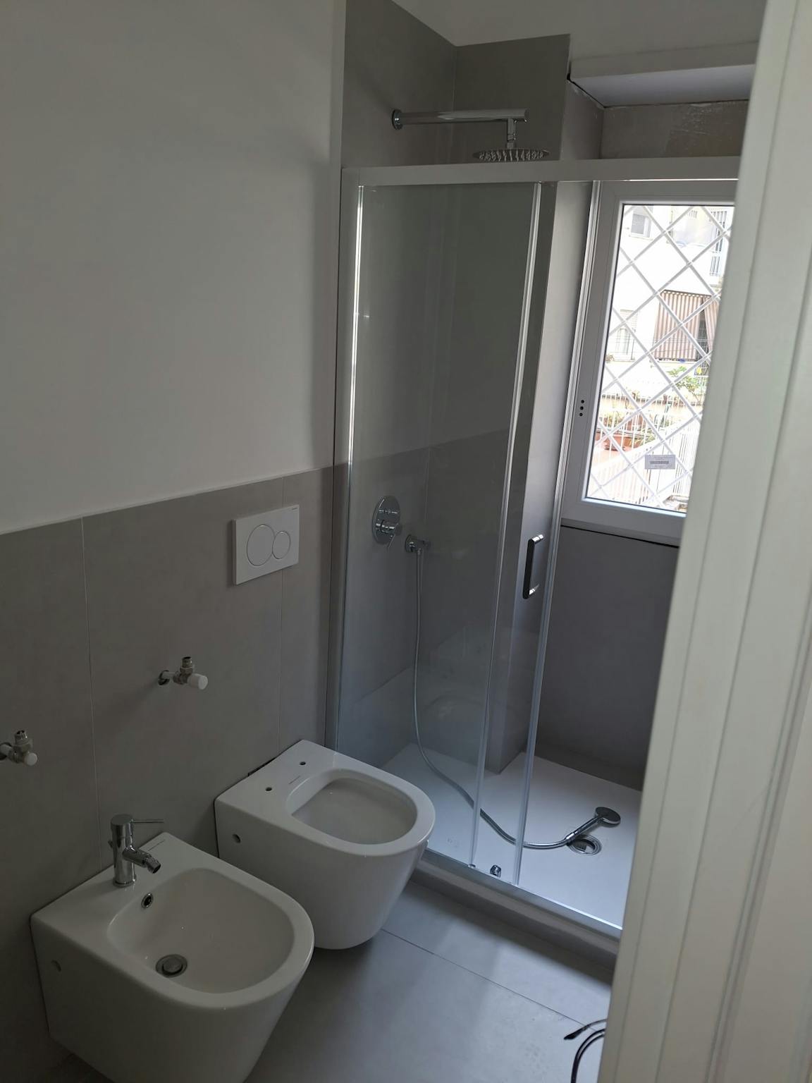  Entire Place  -  Lungotevere degli Artigiani, Rome  - Gallery -  1