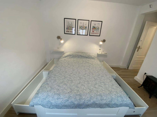 Room in Calle Alférez Díaz Sanchis, Alicante (Alacant) for 90 m² with 3 bedrooms - Gallery - 15