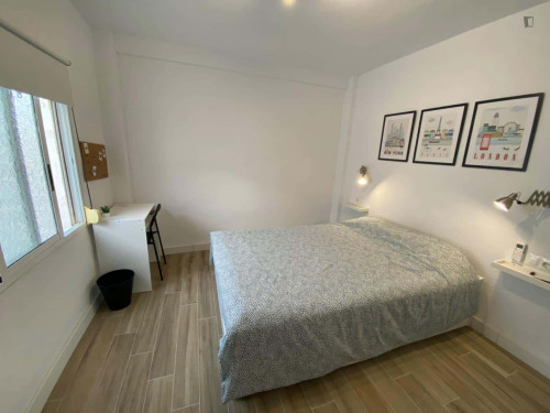 Room in Calle Alférez Díaz Sanchis, Alicante (Alacant) for 90 m² with 3 bedrooms - Gallery - 11