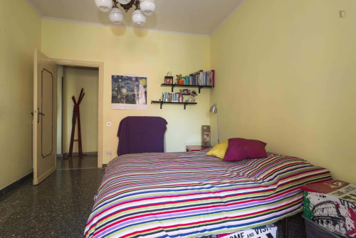 Room in Via Anghiari, Roma for 80 m² with 2 bedrooms