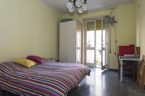 Room in Via Anghiari, Roma for 80 m² with 2 bedrooms