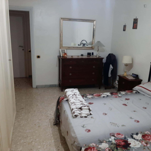 Room in Via del Pigneto, Roma for 110 m² with 3 bedrooms
