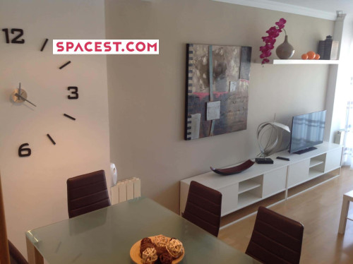 Apartment in Carrer dels Voluntaris, Terrassa for 81 m² with 3 bedrooms