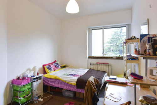 Room in Via Giovanni Conti, Roma for 110 m² with 4 bedrooms