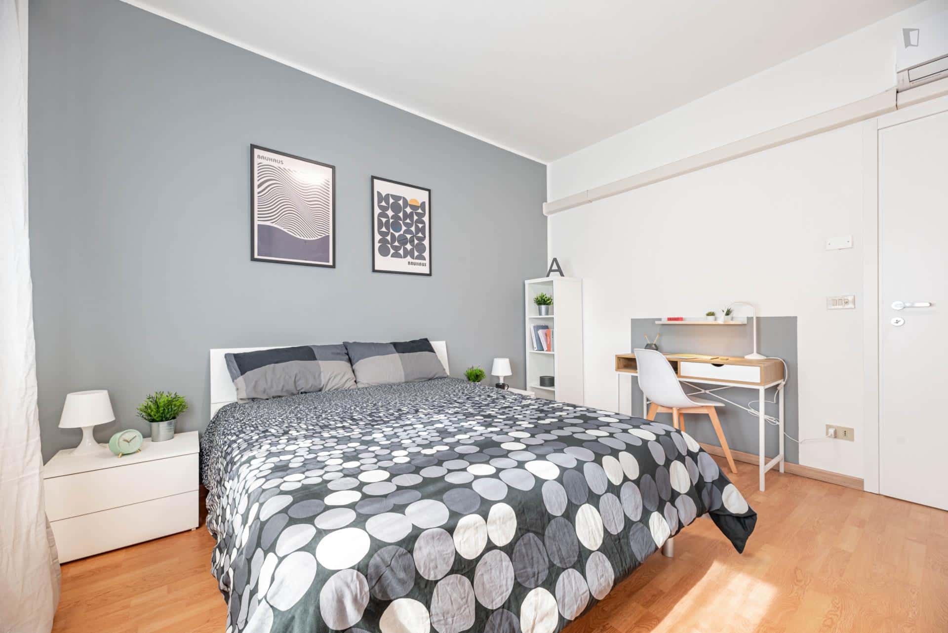  Room In Via Ansuino Da Forlì, Padova For 80 M² With 3 Bedrooms  -  Room in Via Ansuino da Forlì, Padova for 80 m² with 3 bedrooms  - Gallery -  1