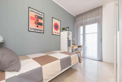 Room in Via Ognissanti, Padova for 120 m² with 8 bedrooms