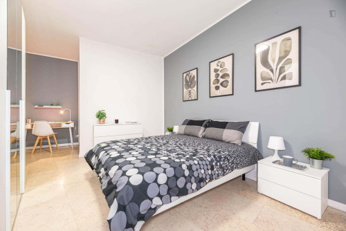 Room in Via Ognissanti, Padova for 120 m² with 8 bedrooms