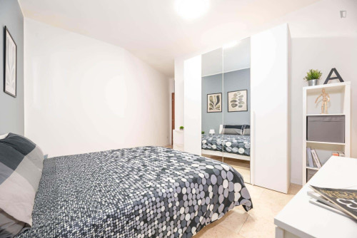 Room in Via Ognissanti, Padova for 120 m² with 8 bedrooms