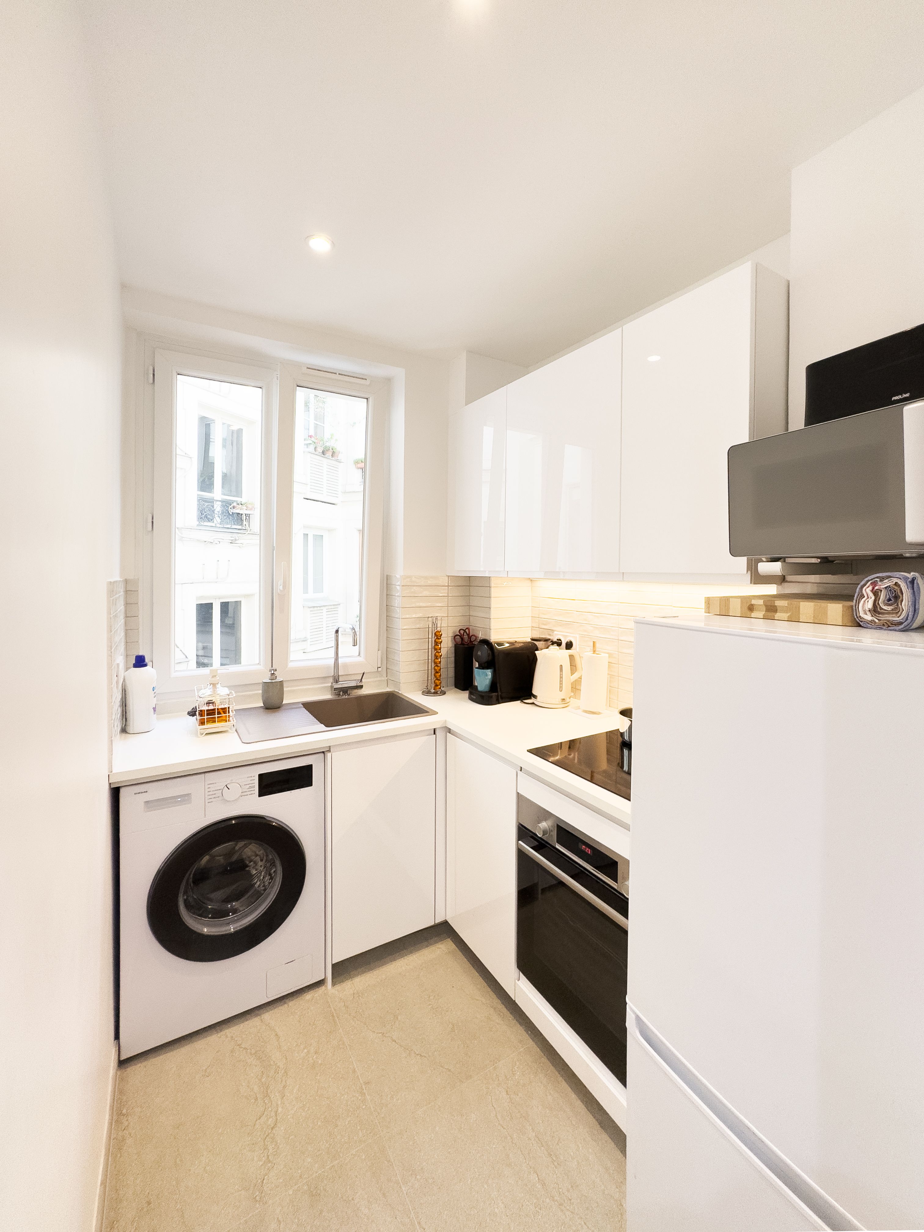  Elegant Parisian Apartment Near Bastille  -  Elegant Parisian Apartment Near Bastille  - Gallery -  7