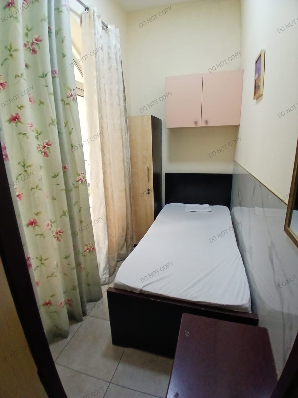  STANDARD PARTITION WITH BALCONY VIEW  -  Capitol Tower  - Gallery -  1