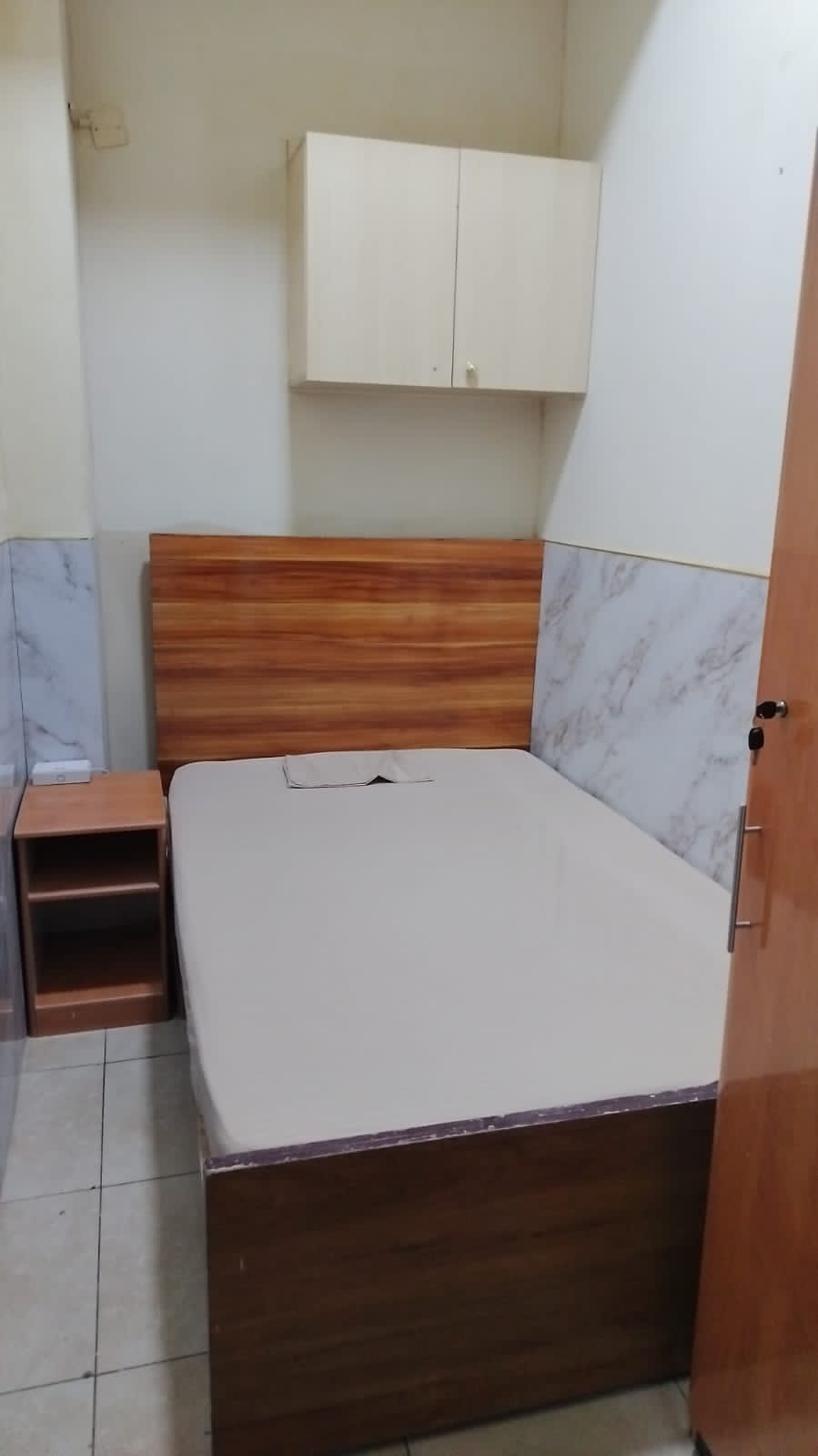  STANDARD PARTITION  -  Capitol Tower  - Gallery -  5