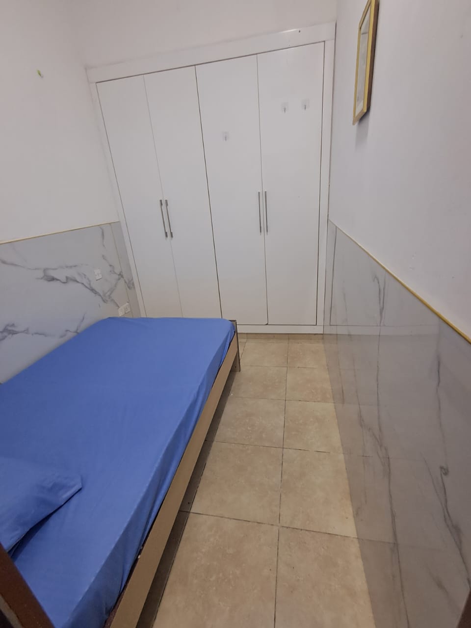  STANDARD PARTITION WITH WINDOW - 2  -  Capitol Tower  - Gallery -  2