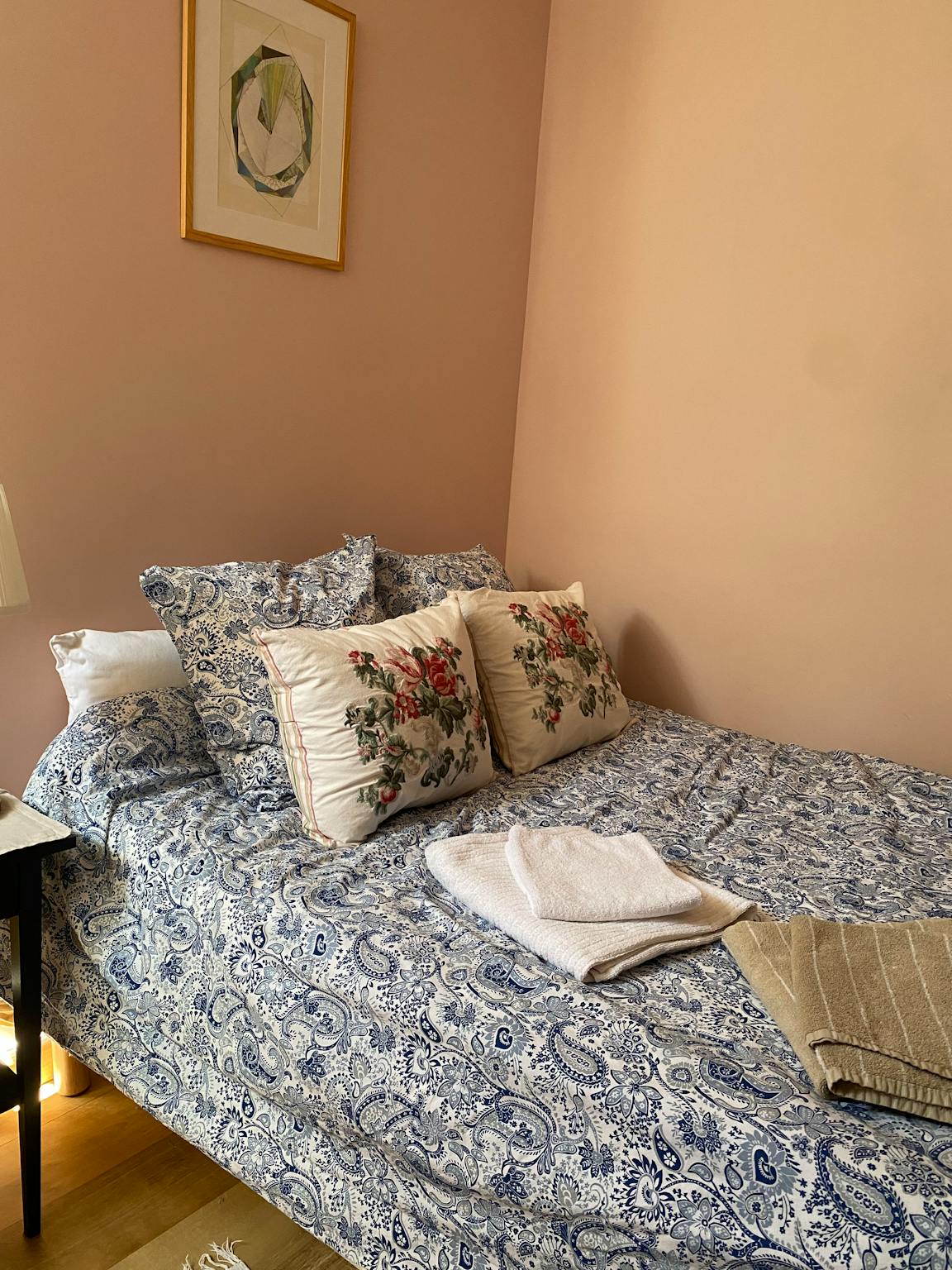  Private Room  -  Rue Buot, Paris  - Gallery -  1