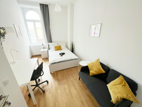 Triester Straße, Vienna