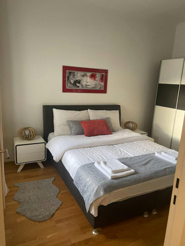 Hernalser Gürtel, Vienna