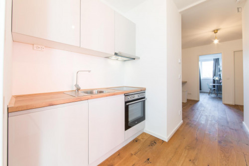 Double bedroom in 4-bedroom apartment