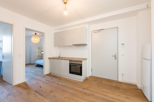 Double bedroom, with balcony, in 4-bedroom apartment  - Gallery -  5