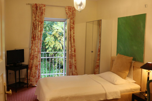 1-Bedroom apartment near Alte Oper metro station