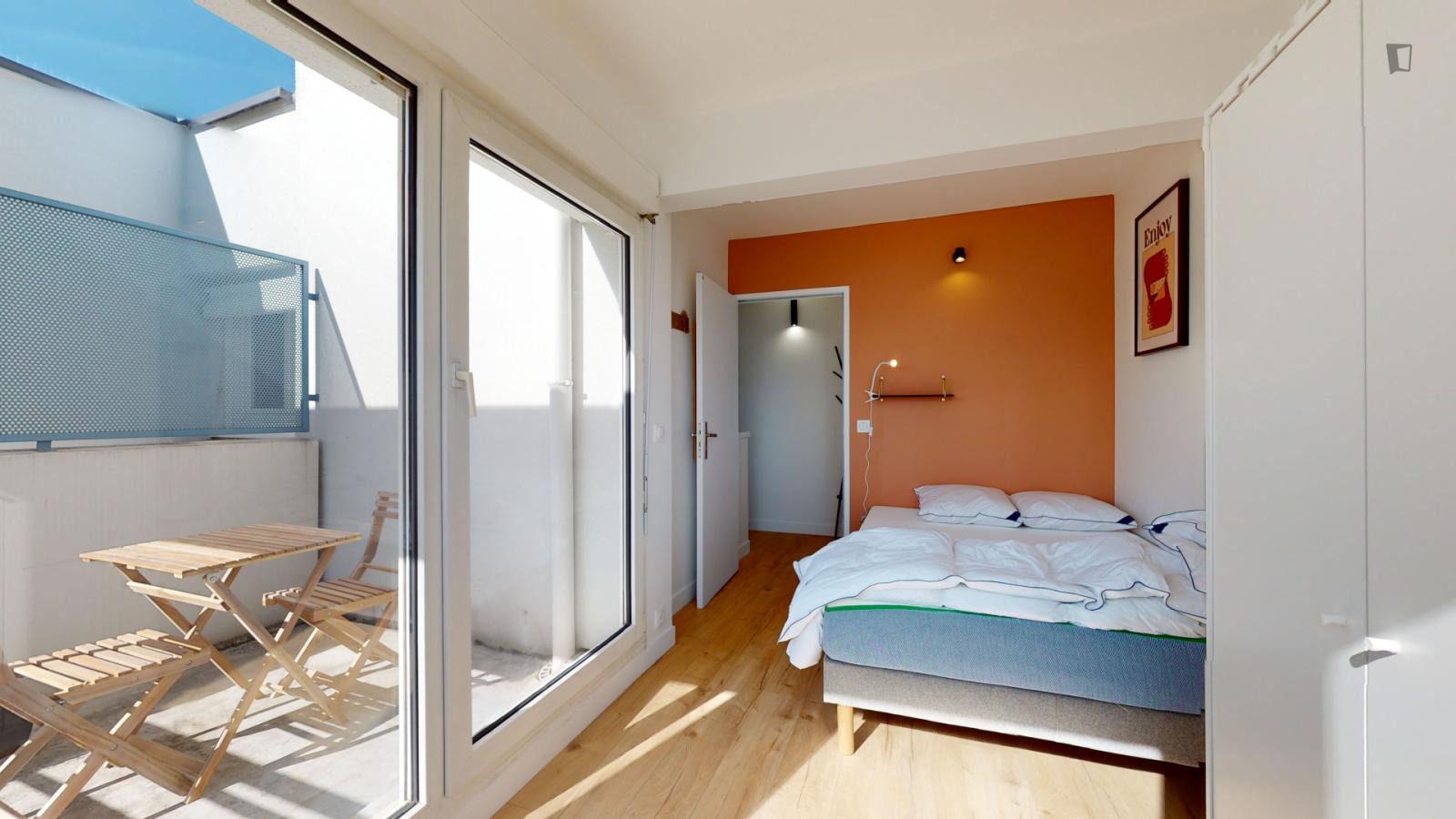  Inviting Double Bedroom In Villejuif  -  Inviting double bedroom in Villejuif  - Gallery -  1