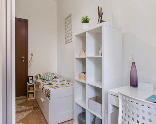 Viale Giovanni Vicini, Bologna  - Gallery -  5