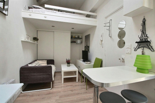 Rue de l'Annonciation, Paris