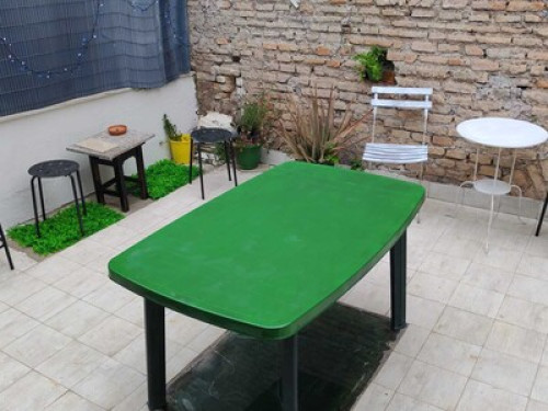 San Lorenzo area room with patio 