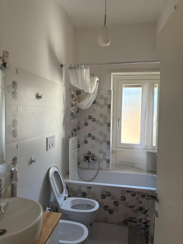 Modern 2-Bedroom Apartment near Parco delle Valli, Rome