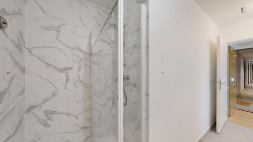 Attractive 1-bedroom apartment in Ivry-sur-Seine
