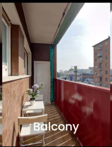Room in Via delle Forze Armate, Milano for 80 m² with 3 bedrooms