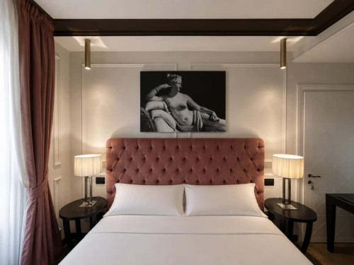 Apartment in Via dei Brunelleschi, Firenze for 29 m²