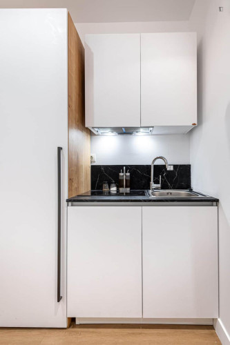 Homely studio in the Erythros Stavros neighbourhood  - Gallery -  5