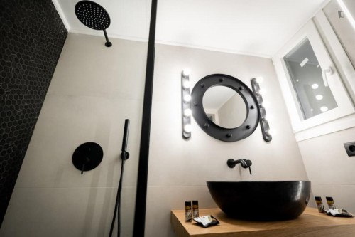 Appealing 2- bedroom apartment near Neapoli