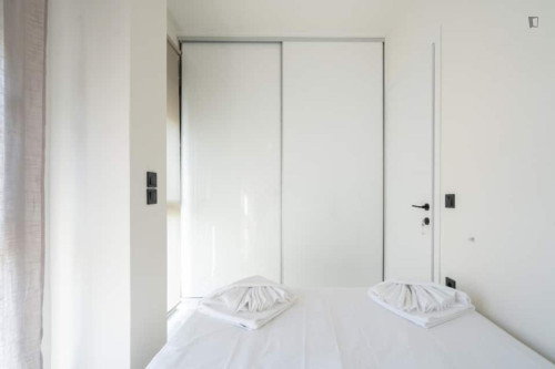 Appealing 1-double bedroom apartment near Metaxourgeio station