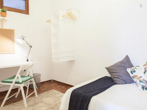 Appealing single bedroom close to Anjos metro station