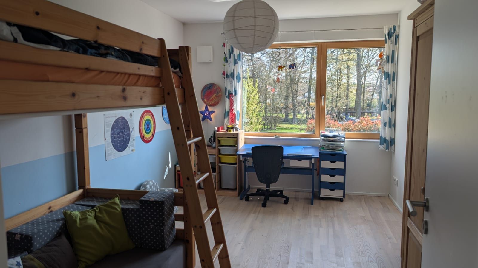  Modern Furnished Semi-Detached House With A View Of Greenery In Bergisch Gladbach.  -  Modern furnished semi-detached house with a view of greenery in Bergisch Gladbach.  - Gallery -  16