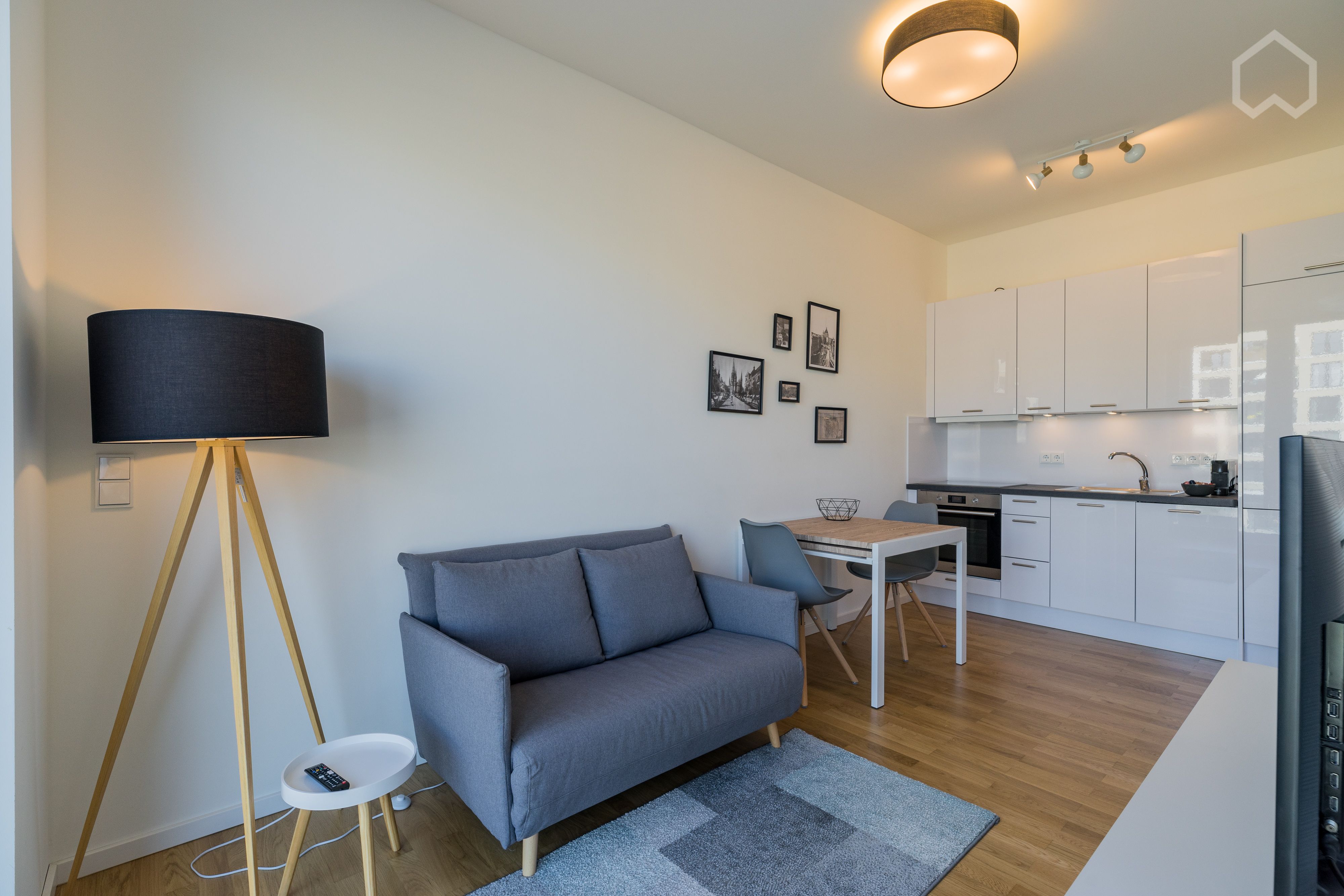  Nice And Neat Suite Located In Tiergarten  -  Nice and neat suite located in Tiergarten  - Gallery -  21