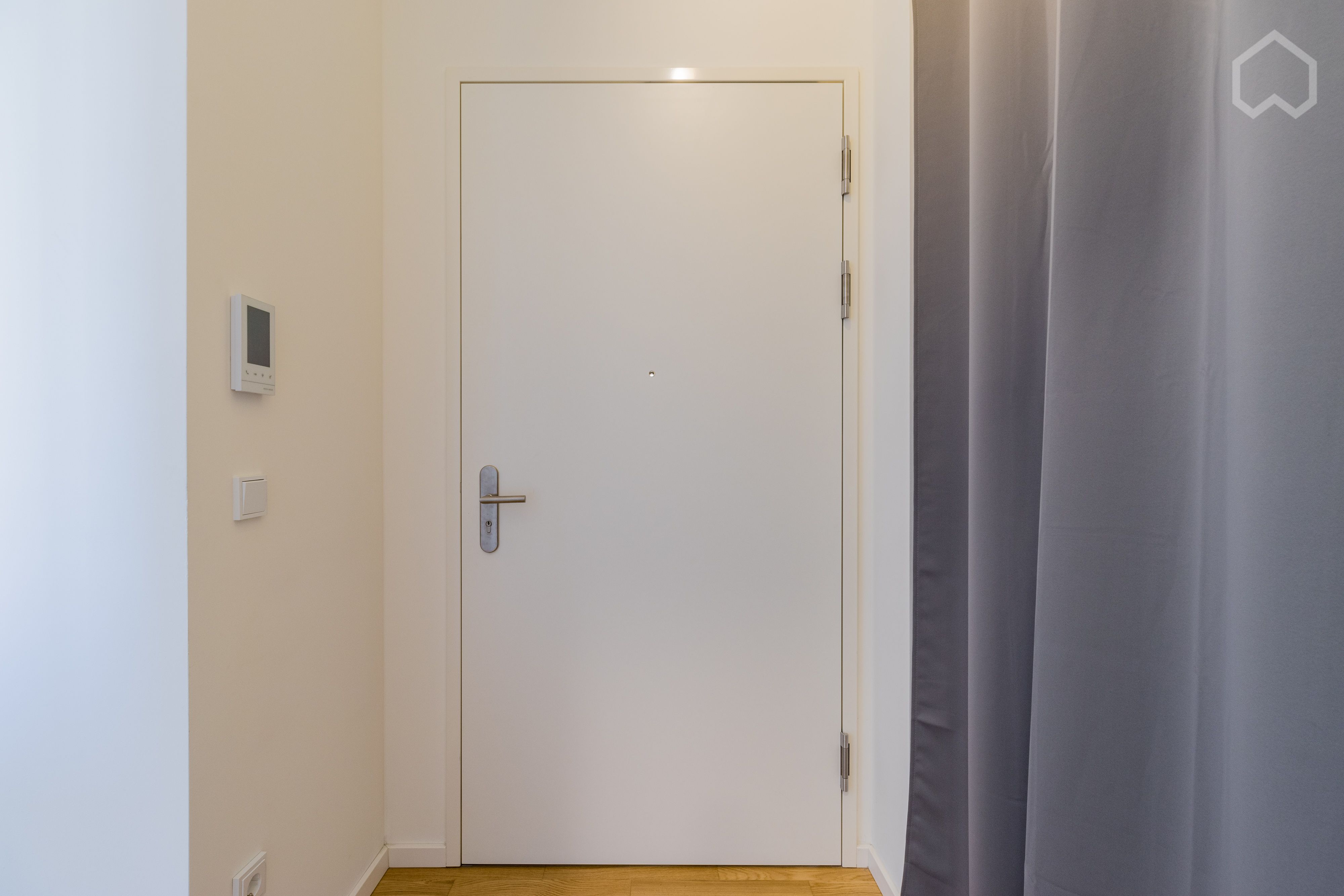  Nice And Neat Suite Located In Tiergarten  -  Nice and neat suite located in Tiergarten  - Gallery -  15